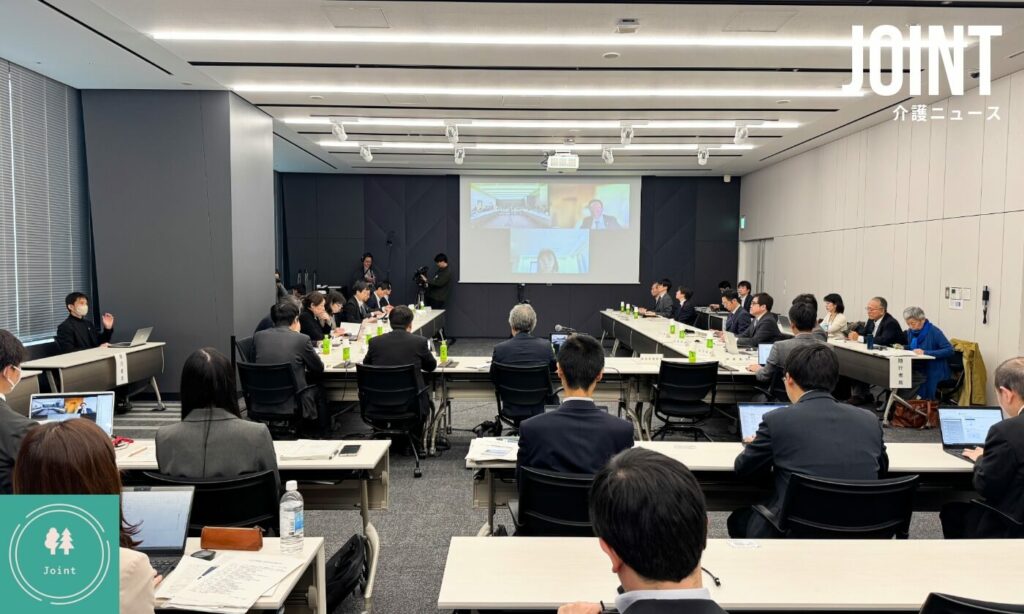 ケアマネ資格の更新制の廃止、審議会で異論なし　賛意相次ぐ　負担軽減へ大きな転機に